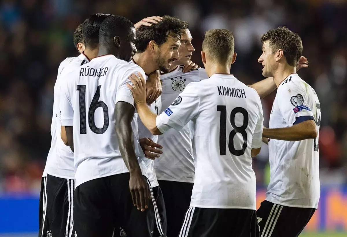 关于波兰乒乓球队绝杀德国乒乓球队,波尔统治全场的信息 关于波兰乒乓球队绝杀德国乒乓球队,波尔统治全场的信息