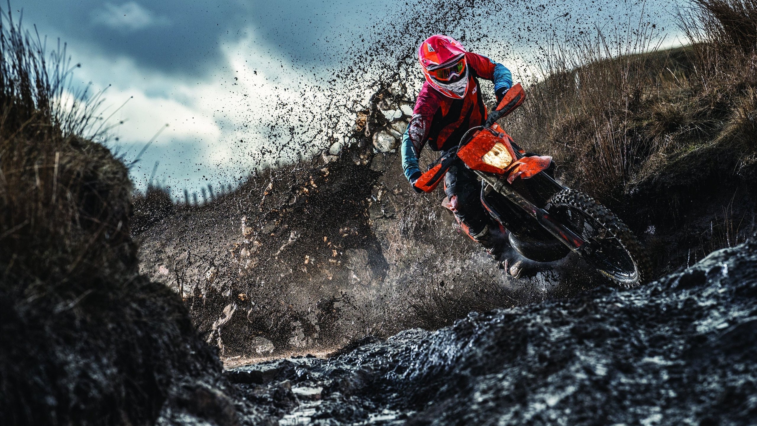 德罗赞爆发撕裂防线,勇士节奏掌控令深圳队窒息