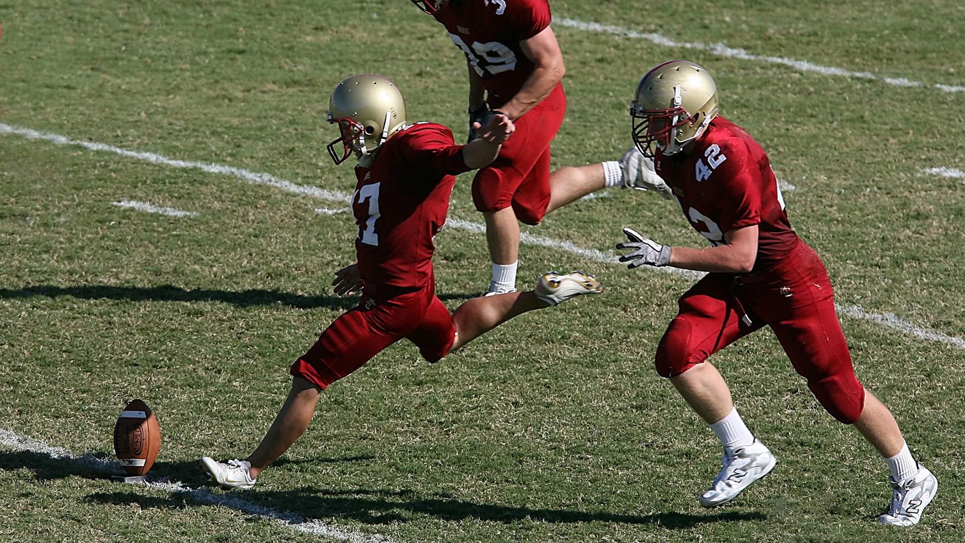 若日尼奥点射定乾坤，新西兰争冠战雷恩问鼎