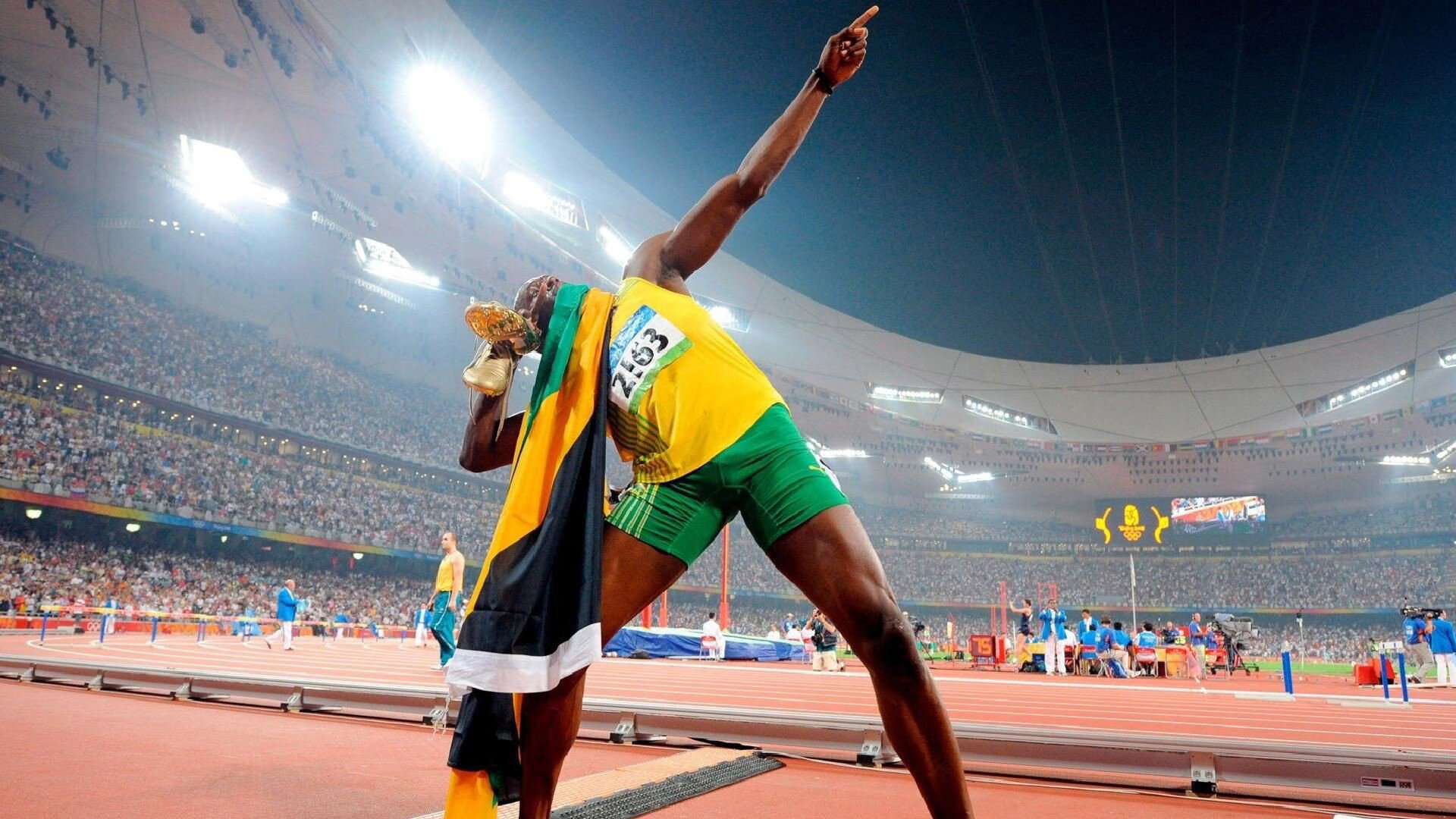 横扫与纪录之夜，四川队的团队风暴与布伦森的孤胆传奇